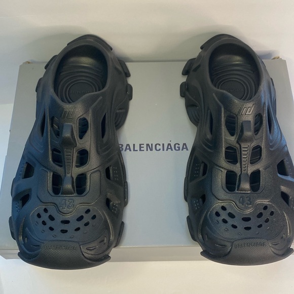 New Authentic Balenciaga Black Comfortable HD rubber mules - Picture 1 of 10